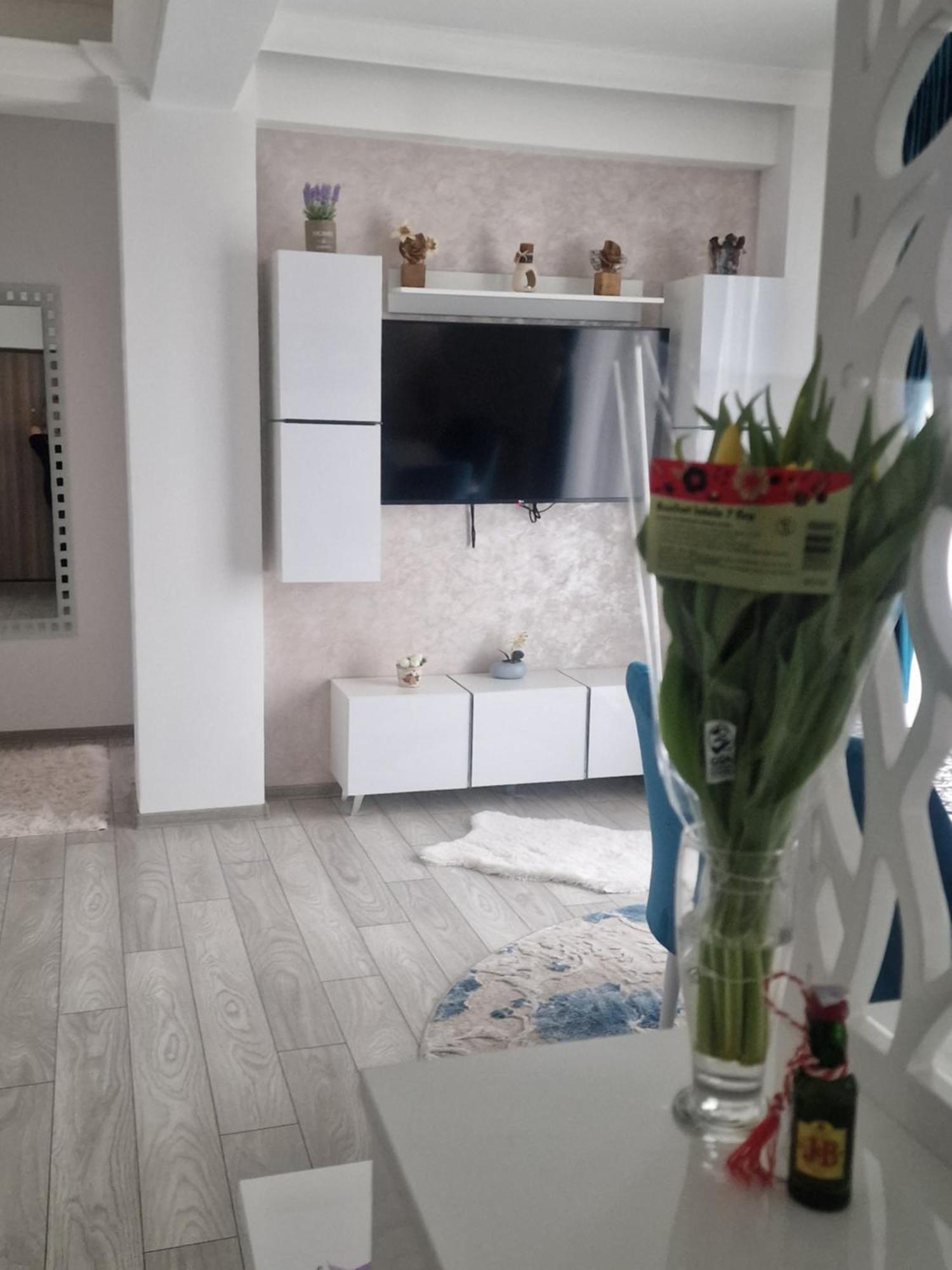 סוסאבה Apartament Rezidential מראה חיצוני תמונה