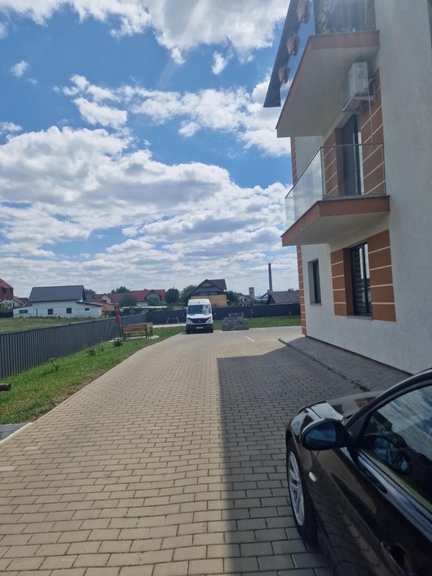 סוסאבה Apartament Rezidential מראה חיצוני תמונה